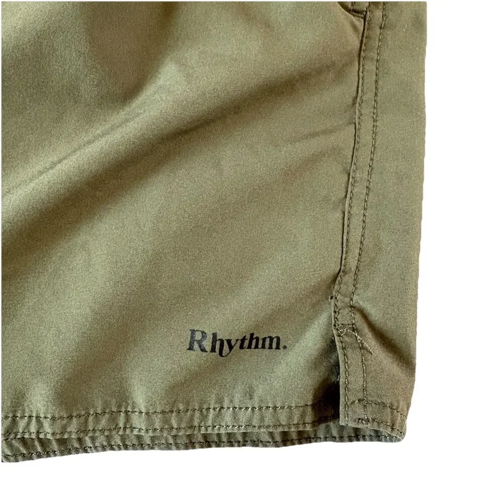 Rhythm Classic Stretch Beach Shorts Men’s Size 28 Green Minimalist Beach